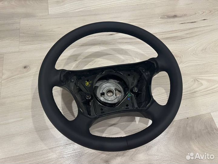 Оригинальный руль Mercedes w210 рест Наппа