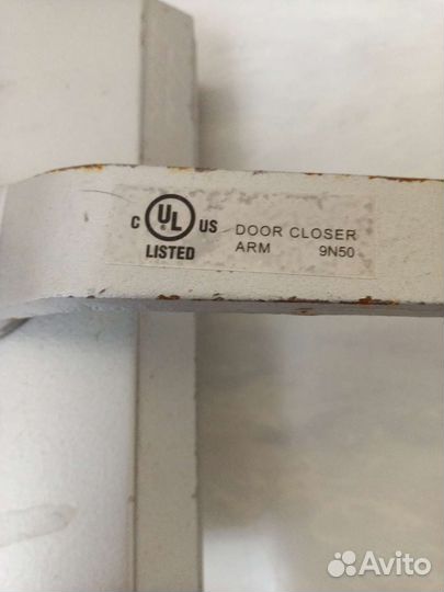 Доводчики дверей