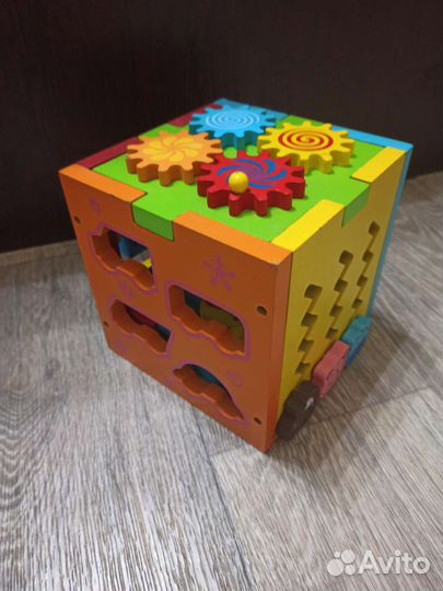 Деревянный куб сортер