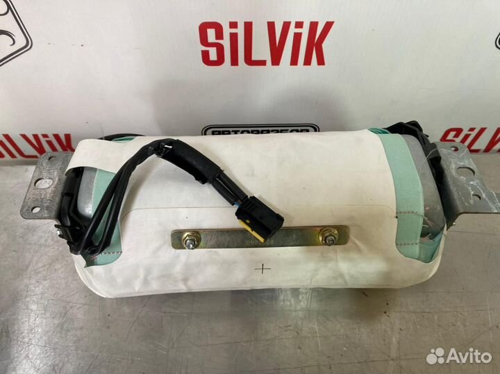 Подушка в торпеду bmw e46 кабриолет