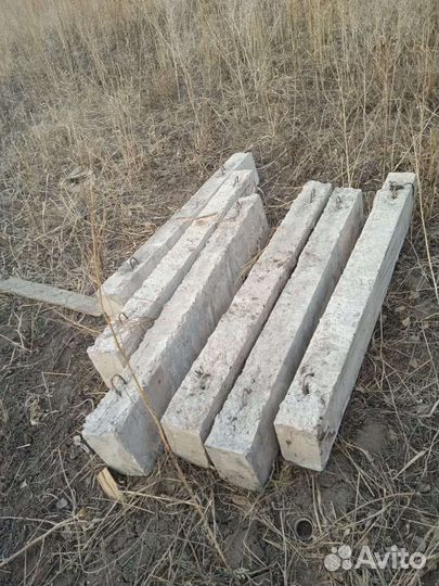 Кирпич бу