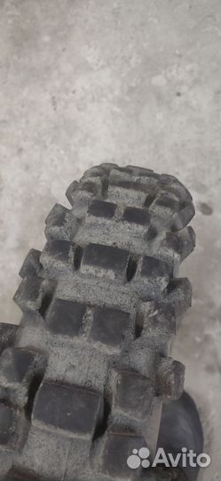 Покрышка на мотоцикл 19