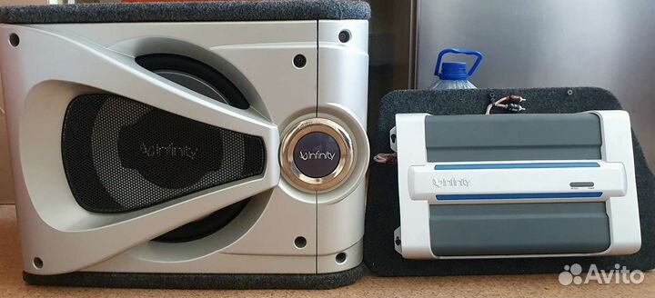 Сабвуфер и усилитель в автомобиль