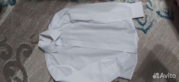 Рубашка белая