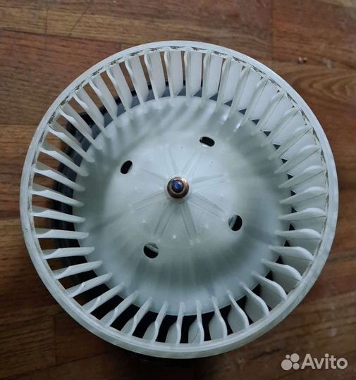 Новый вентилятор салона toyota corolla
