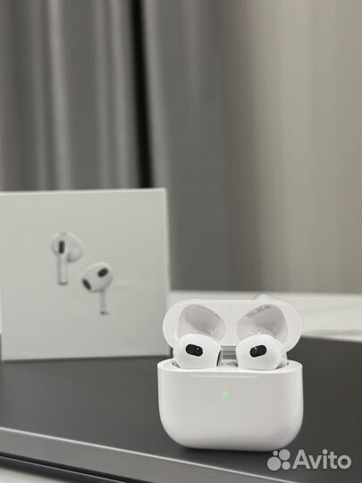 Наушники AirPods 2/3/Pro + Чехол