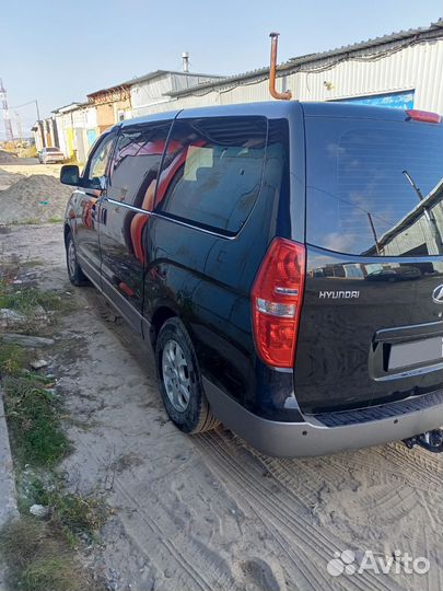 Hyundai H-1 2.5 AT, 2013, 260 000 км