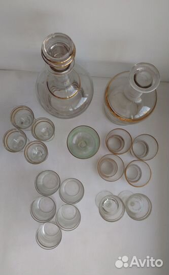 Лот посуды Графины и стопки