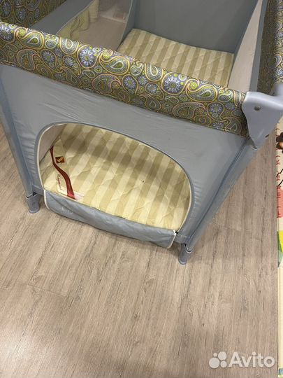 Манеж детский складной