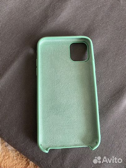 Чехол на iPhone 11