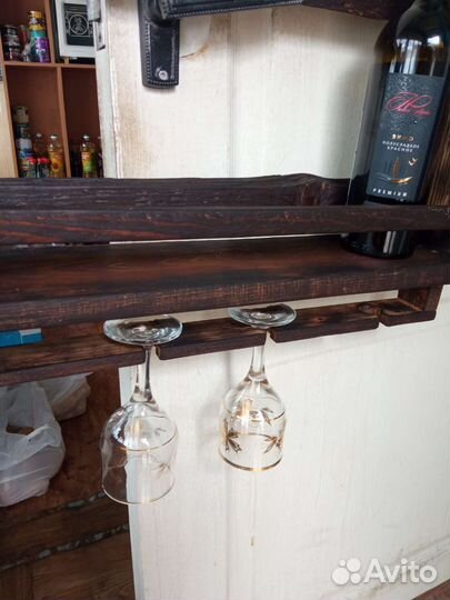 Навесная полочка