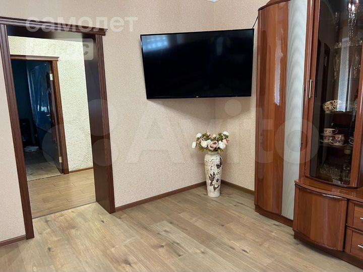 3-к. квартира, 62 м², 1/2 эт.