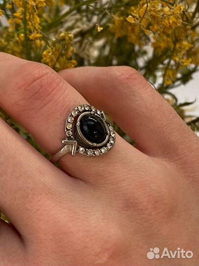 Серебряное кольцо