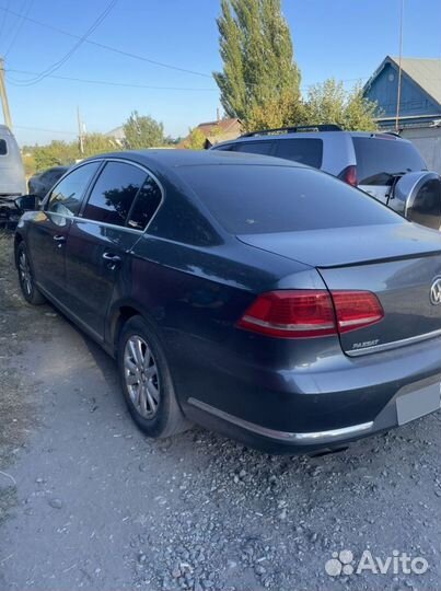 Volkswagen Passat 1.8 AMT, 2014, битый, 209 658 км