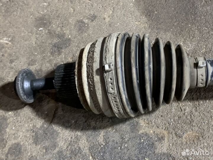 Привод передний Audi A7 4G