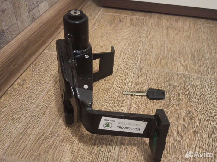 Механический блокиратор (замок кпп) Skoda Octavia