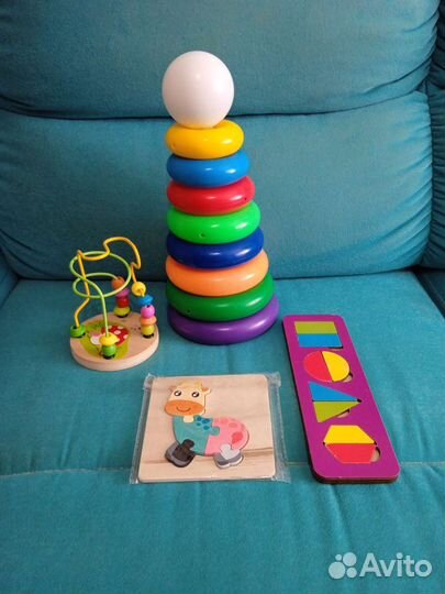 Развивающие игрушки пакетом