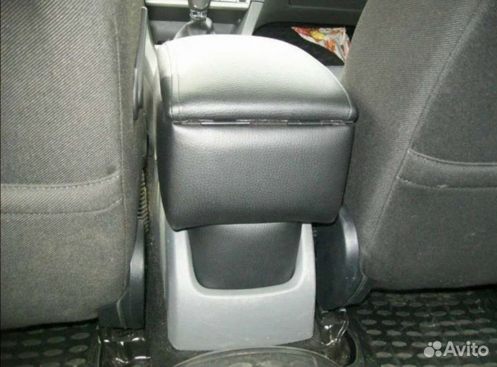 Подлокотник ford focus ll (2005-2011)