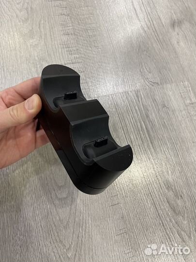 Зарядная станция Sony PS4