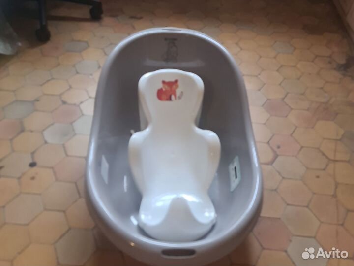 Ванночка для купания с горкой