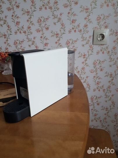 Кофемашина nespresso essenza mini c30