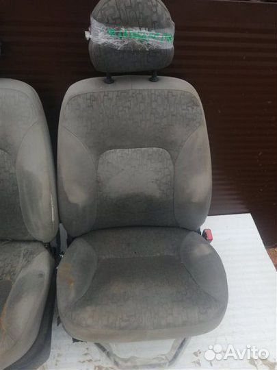 Передние Сиденья переднее Fiat Albea 350A1000 2011