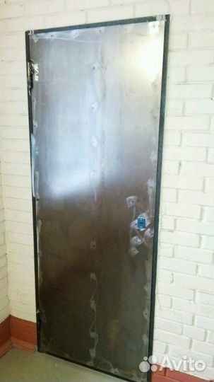 Перегородки. Двери металлические