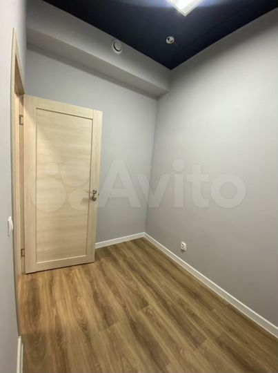 Офис, 6 м²