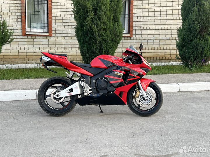 Мотоцикл cbr 600rr