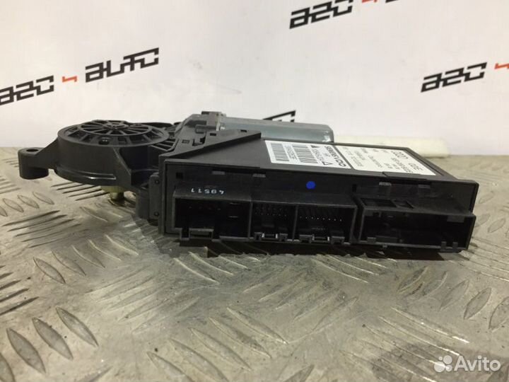 Мотор стеклоподъемника задний правый Audi A4 B7