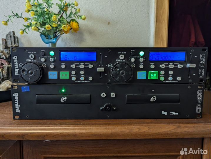 CD плеер Gemini CD 200