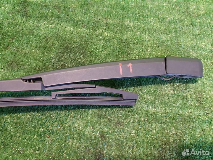 Поводок стеклоочистителя задний Opel Astra J 2010