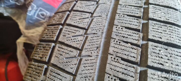 Bridgestone Blizzak Ice 205/55 R16