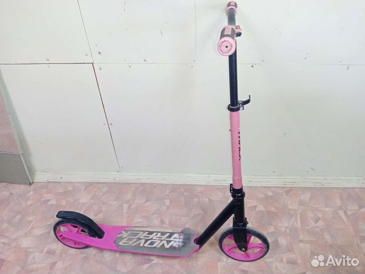 Продам детские самокаты