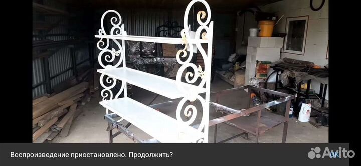 Полка под цветы