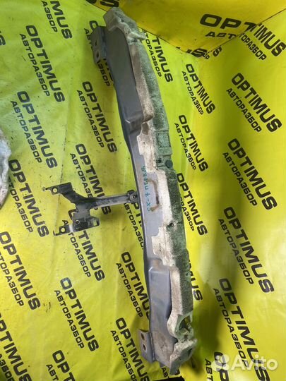 Усилитель переднего бампера Mazda CX-7