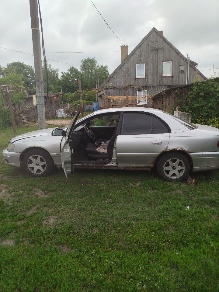 Opel Omega: фото владельца