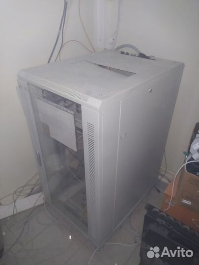 Серверный шкаф 22u