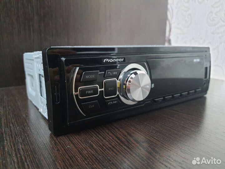 Магнитола pioneer (новая)