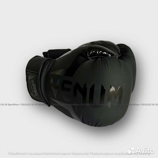 Боксерские перчатки Venum