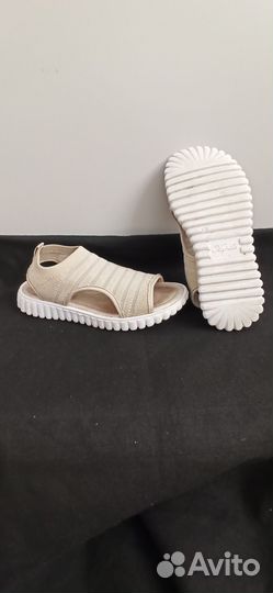 Сандали, босоножки Kapika, 34 размер