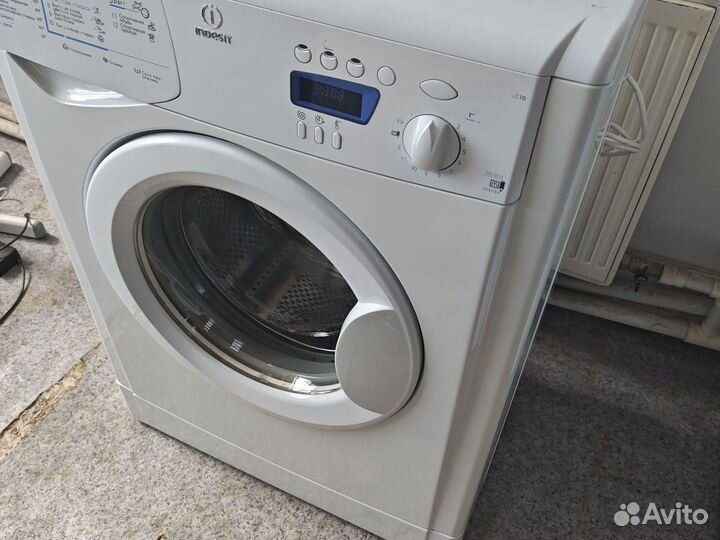 Стиральная машина indesit 5кг