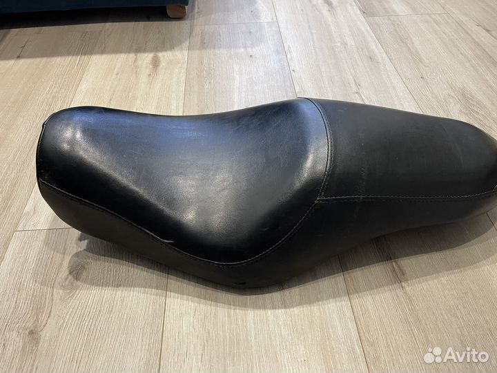 Сток сидение HD Sportster