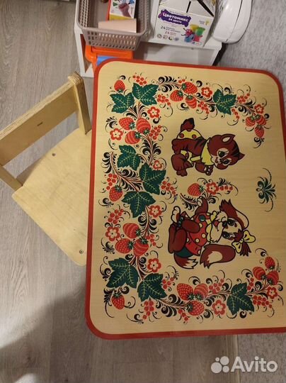 Стол и стул детский