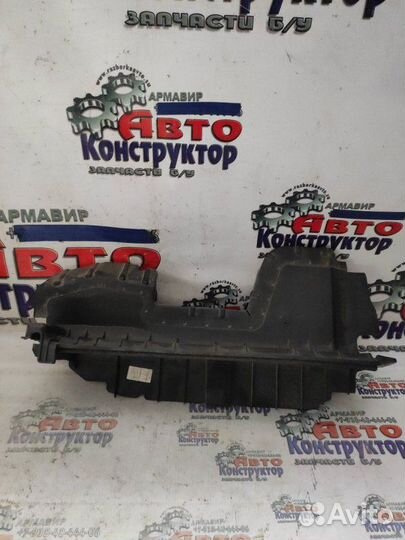 Дефлектор радиатора левый Hyundai Sonata 7 2014