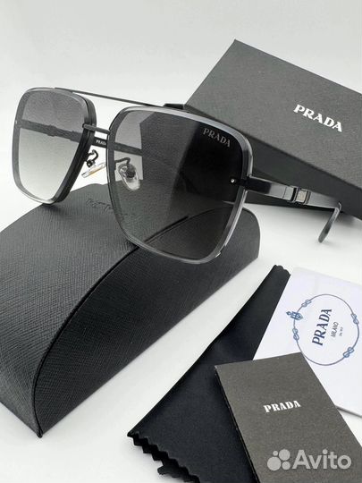 Солнцезащитные очки prada