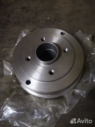 Тормозные барабаны задние 6025-3911SX