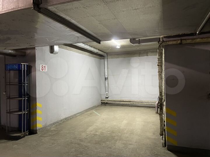 Машиноместо, 17 м²