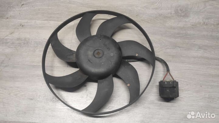 Вентилятор радиатора Opel Insignia