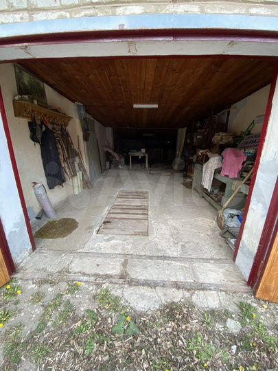 Гараж, > 30 м²